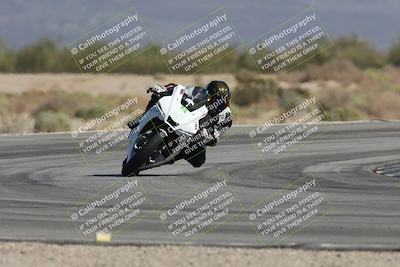 media/Oct-02-2025-Racers Edge (Thu) [[2c91cb6ab3]]/3-B Group/Session 5-Turn 15 (215pm)/